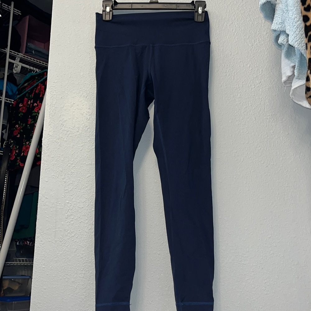 women’s lululemon navy wonder under leggings 25inch inseam